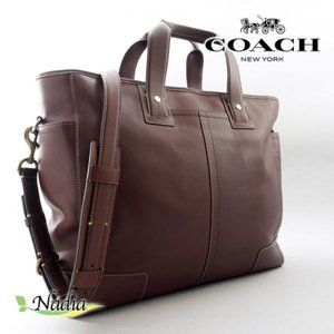 Coach Briefcase. Excellent condition. Like new